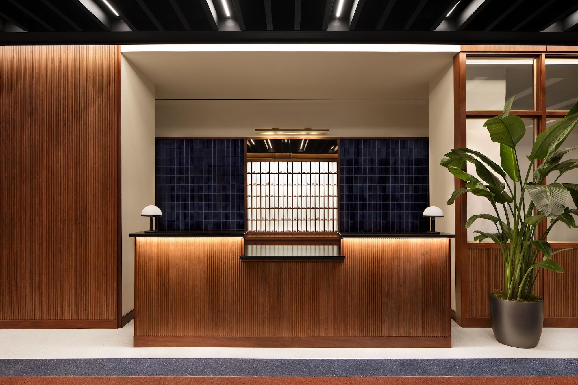 Eaton Dc Hotel 4*